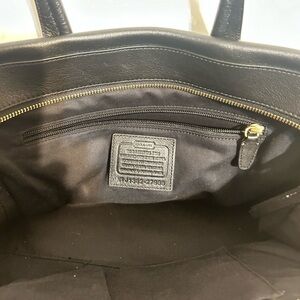 Coach black bag, great condition.